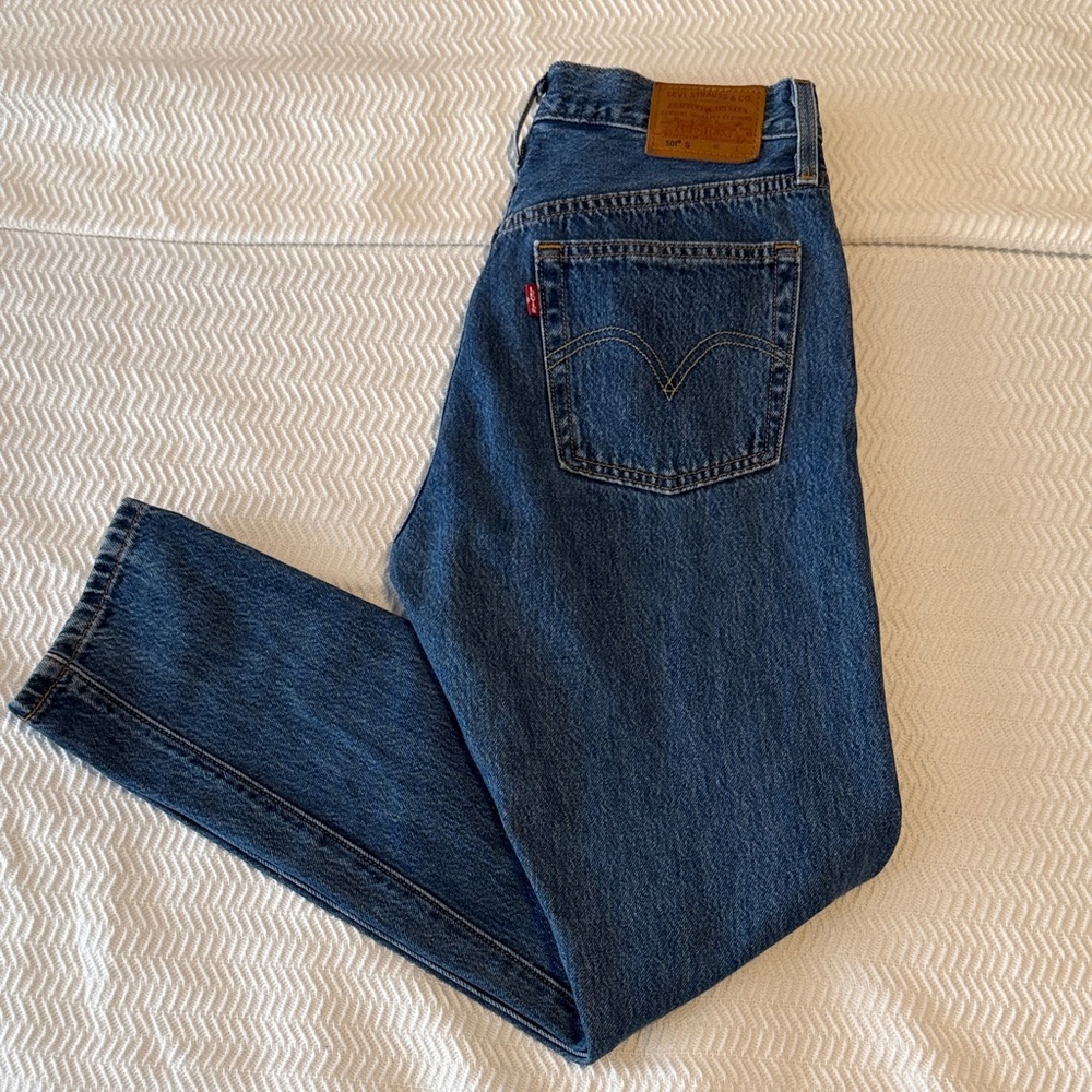 Classic Levi’s 501 S Women's Skinny Jeans in Medium Blue Denim